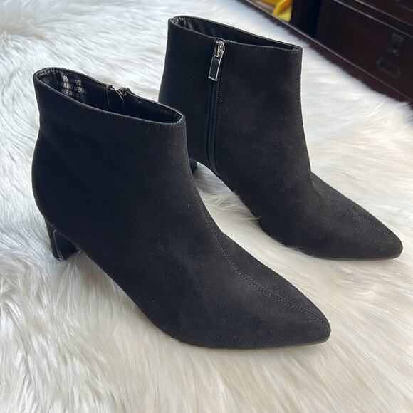 C Comfort Black Faux Suede Pointed Toe Booties - Picture 1 of 9